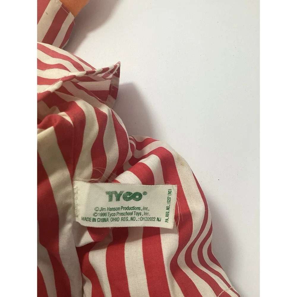 VTG 1996 Tyco Preschool Sesame Street Sleeping Ernie Plush Does Not Work